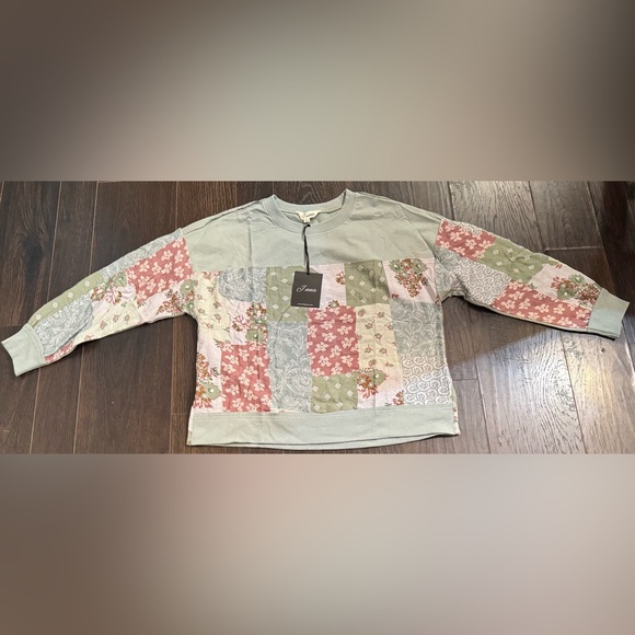 J.Nna Tops - Patchwork Floral Sweatshirt - Pink, Green, Cream